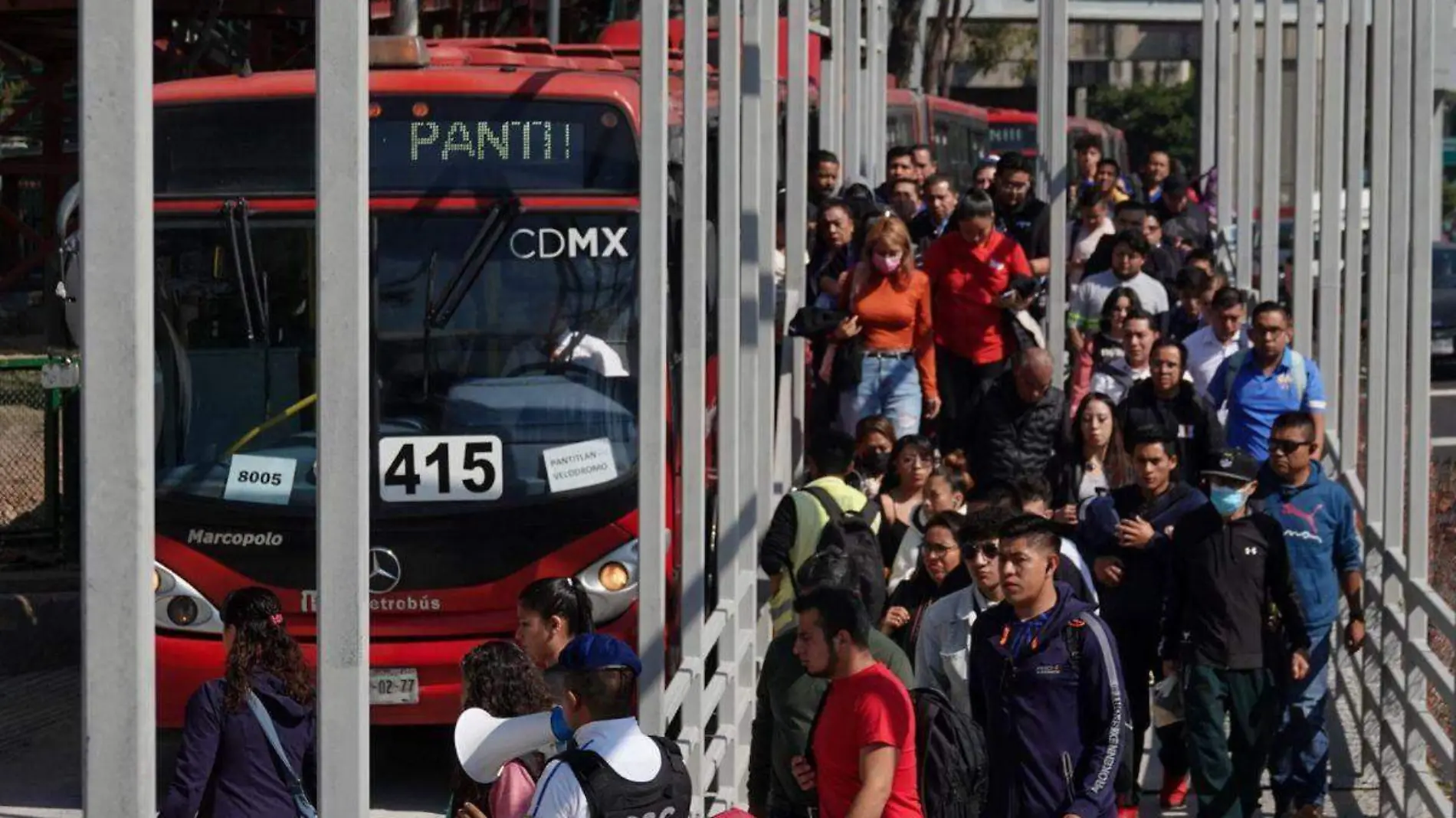 horarios del transporte público 15 y 16 de septiembre